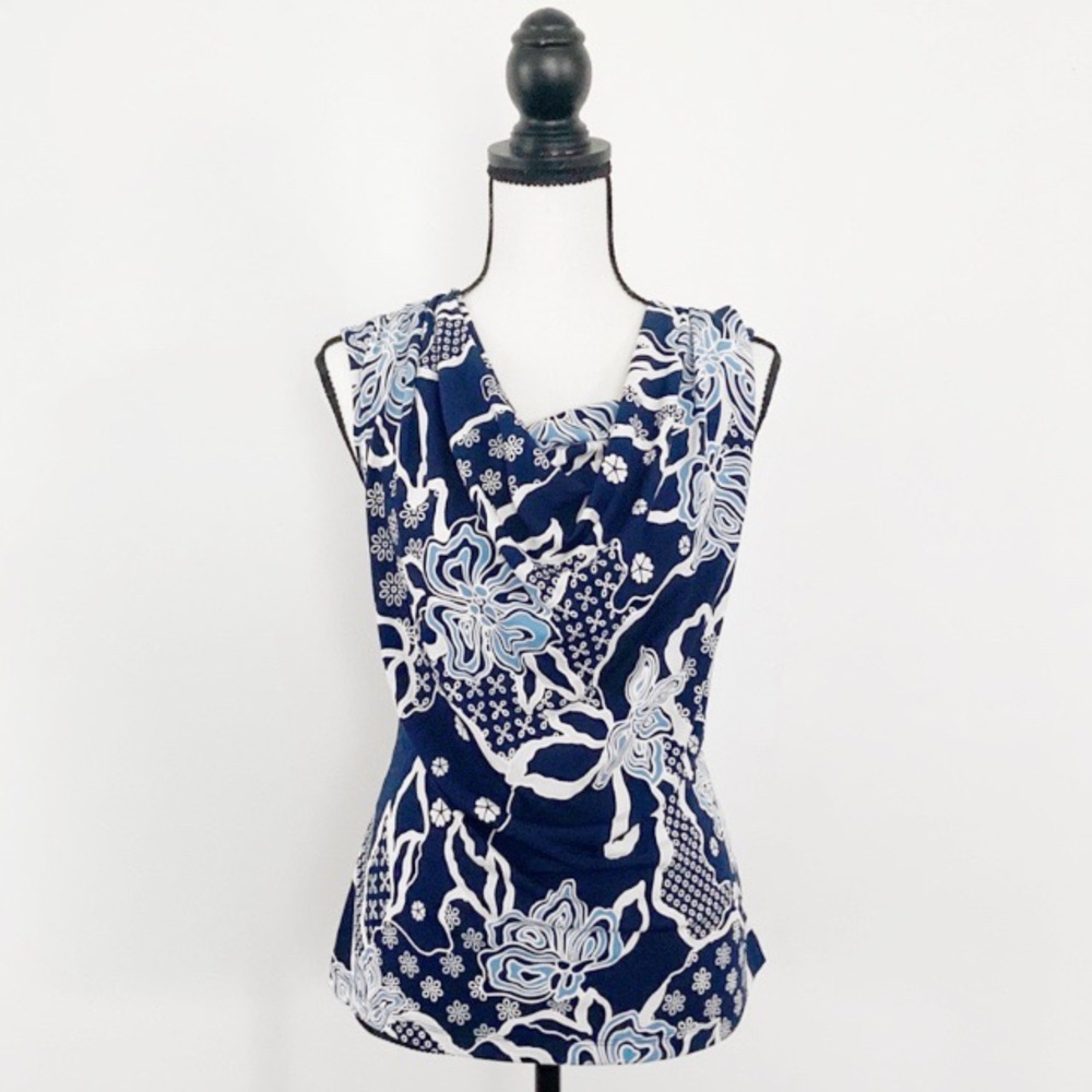 2/$20Jennie & Marlis floral top blue+white small